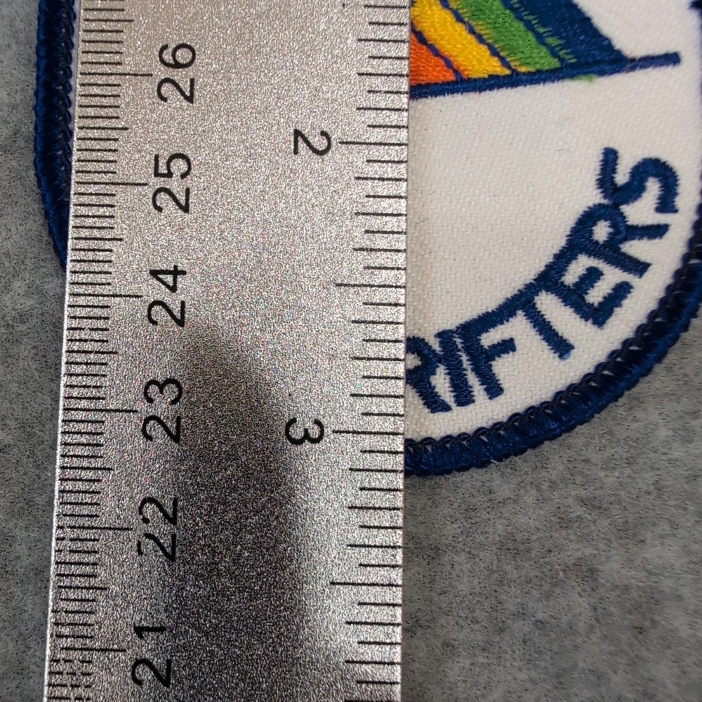 MCCC Snow Drifters Skiing Skier Rainbow Vintage Embroidered Patch‎ Sew On - Picture 3 of 3